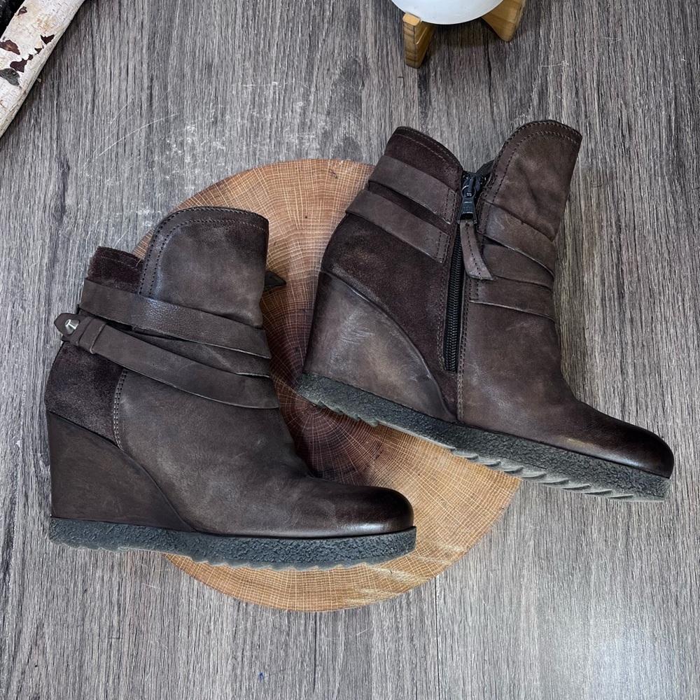 * Miz Mooz Brown Leather Wedge Ankle Booties | Narcissa Strap Boot | EU 38/7.5-8 - Picture 2 of 15